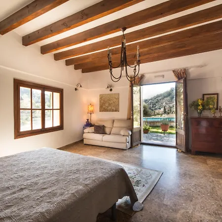 Hotel Sa Vall 3*
